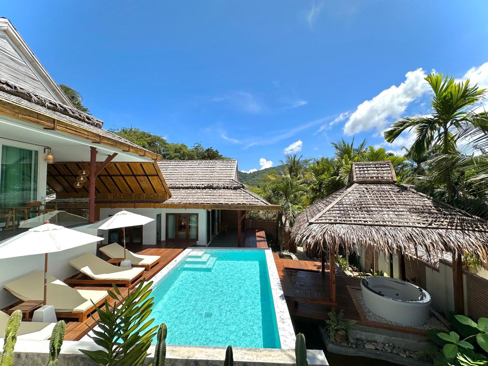 Baan Phuvara Retreat - Romantic Jacuzzi Mountain View Villas Ao Nang Pokój zdjęcie